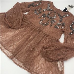 🔥NWT Forever 21 Pink Lace Jeweled Top